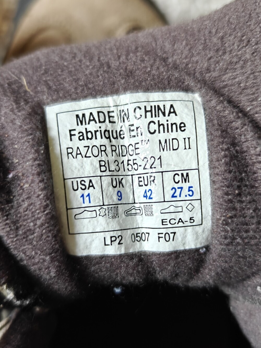 Columbia Women's Razor Ridge Mid II - US 11 - Picture 2 of 13